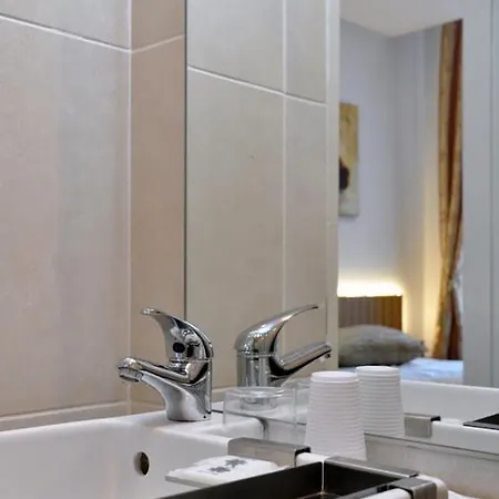 بيت ضيافة Residencial Portomadrid 2*